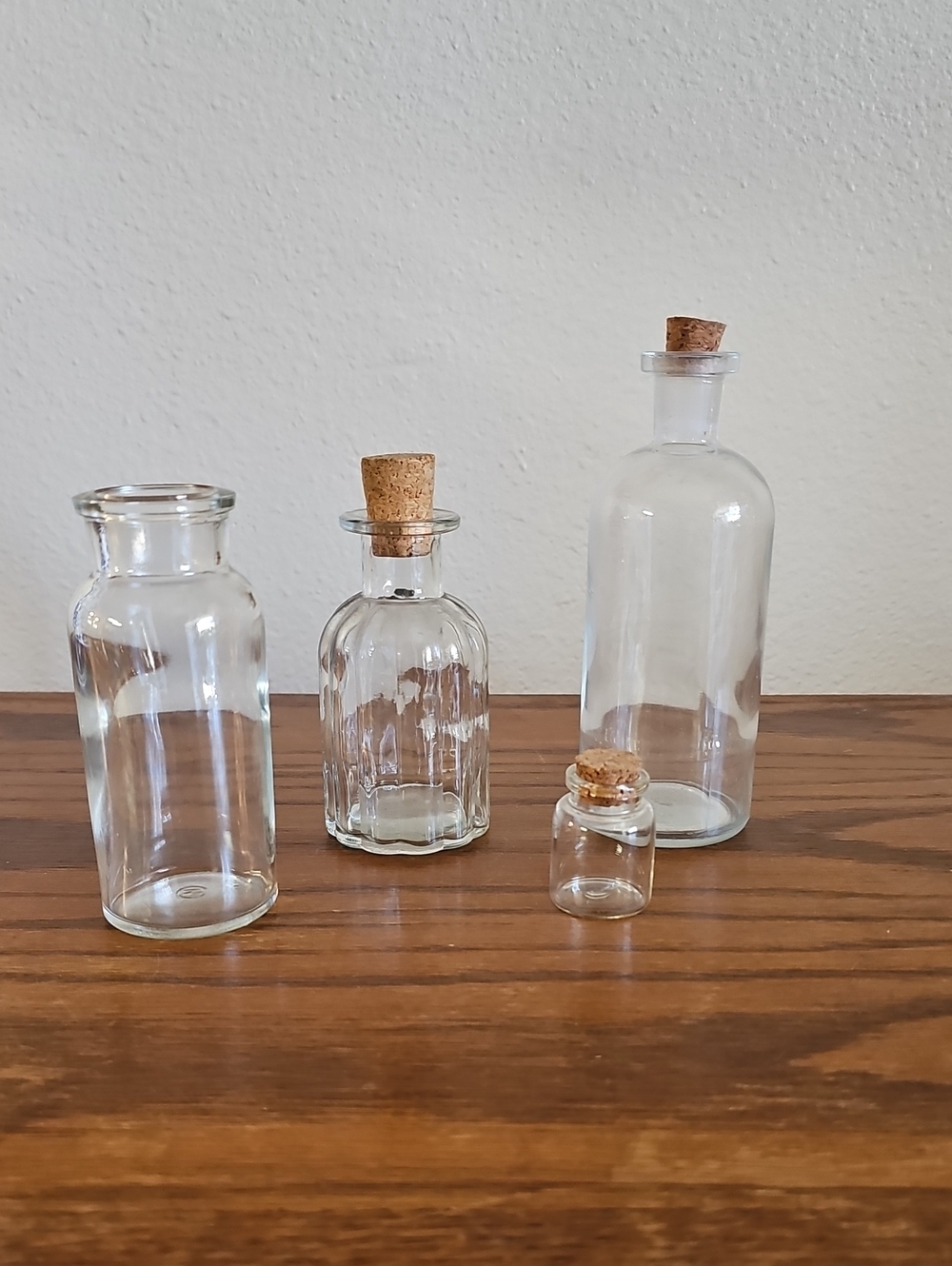 Set of 4 Clear Glass Bottles with Cork Stoppers Tote 7
